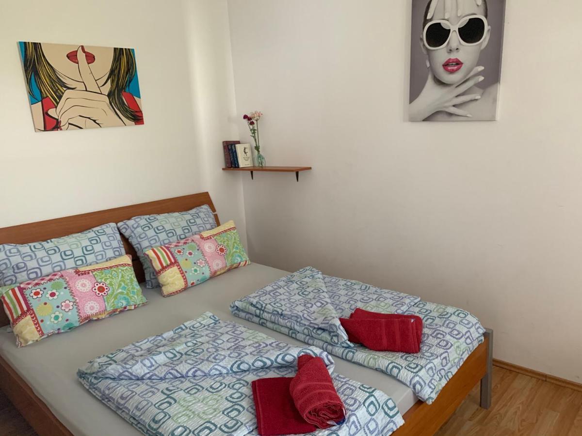 Apartments Fila Новалья Экстерьер фото