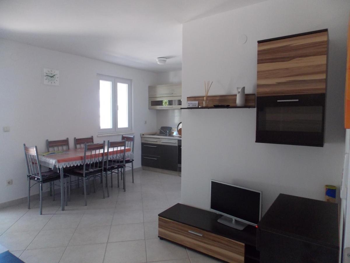 Apartments Fila Новалья Экстерьер фото